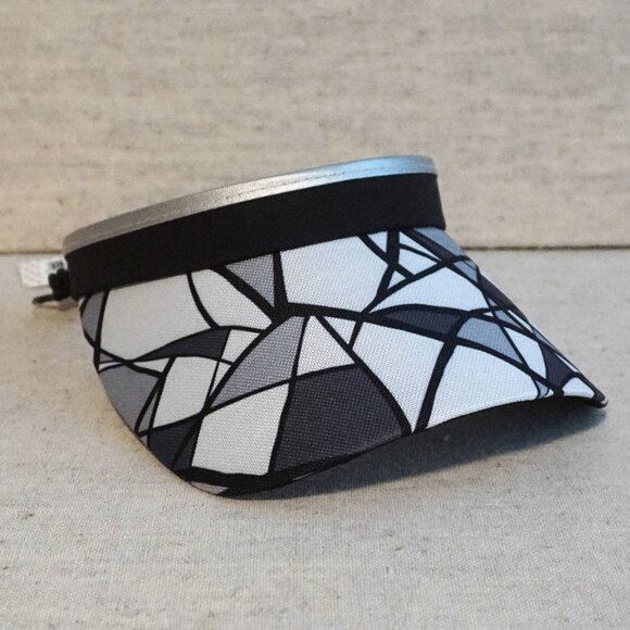 Glove It Accessories - Glove It Gray & Black Geo Pattern Visor Women’s OSFM